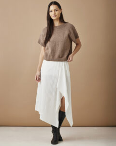 Esther T-shirt med drejet rib opskrift