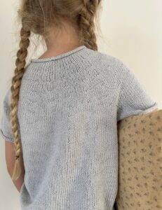 Plain Yoke Tee 20 junior Le Knit strikkekit
